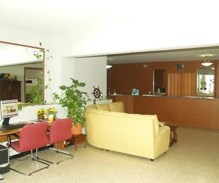 Mino Hotel *